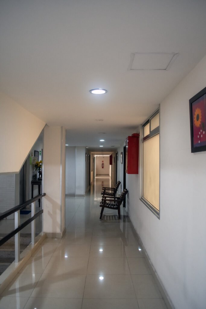 pasillo hotel granda tuxtla gutiérrez por franz perzu